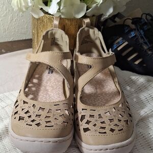 Jambu Tan Memory Foam Flats